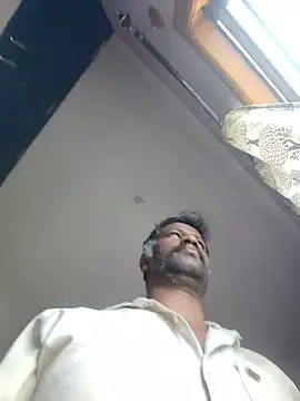 عرض كام Paramkeerthi