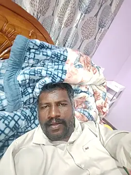 Show de Paramkeerthi na webcam