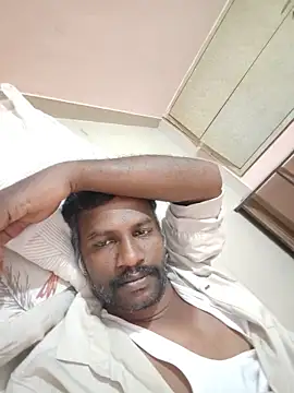Show de Paramkeerthi na webcam