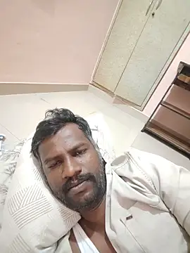Paramkeerthiのウェブカメラショー