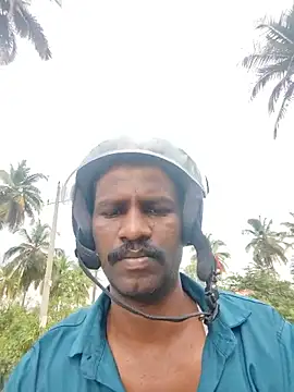 Show modela Paramkeerthi na web-kameri