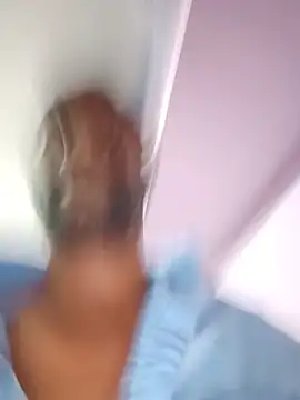Pertunjukan Kamera Web Paramkeerthi