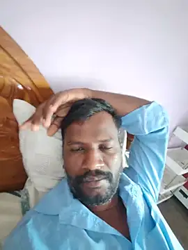 Paramkeerthiのウェブカメラショー