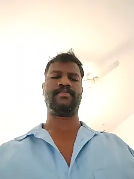 عرض كام Paramkeerthi