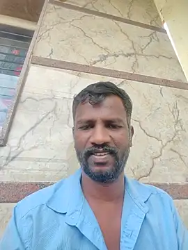 Paramkeerthi: διαδικτυακό σόου στην κάμερα