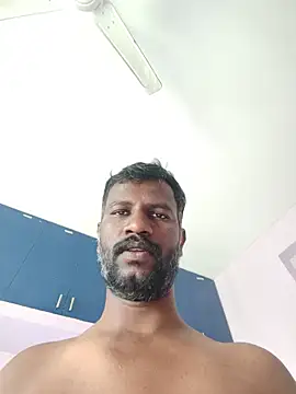 Paramkeerthiのウェブカメラショー