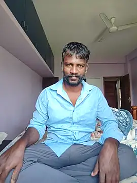 Show modela Paramkeerthi na web-kameri