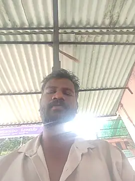 Show de webcam de Paramkeerthi