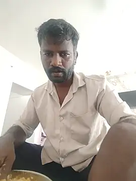 Paramkeerthi 在線直播表演