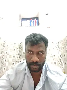 Paramkeerthiのウェブカメラショー