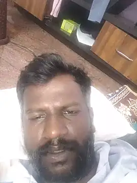 Paramkeerthiのウェブカメラショー