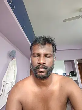 Paramkeerthiのウェブカメラショー