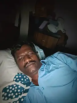Paramkeerthi Pertunjukan Webcam