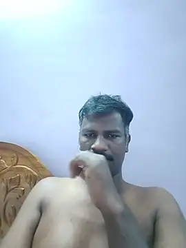 Show modela Paramkeerthi na web-kameri