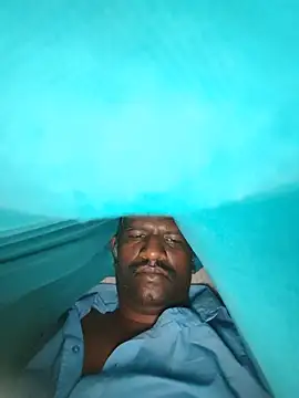 Paramkeerthi Pertunjukan Webcam