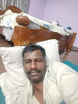 הופעת וובקאם של Paramkeerthi