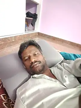 Paramkeerthin Webbikameraesitys