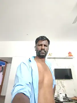 Paramkeerthi Adlı Modelin Web Kamerası Şovu