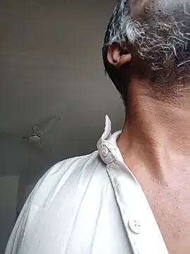 عرض كام Paramkeerthi