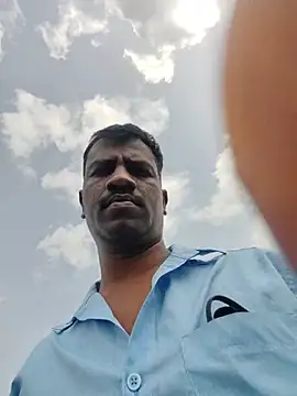 Pertunjukan Kamera Web Paramkeerthi