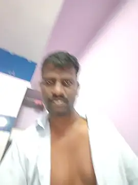 Paramkeerthiのウェブカメラショー