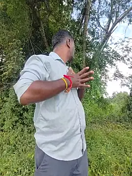 Paramkeerthi webkamerás műsora