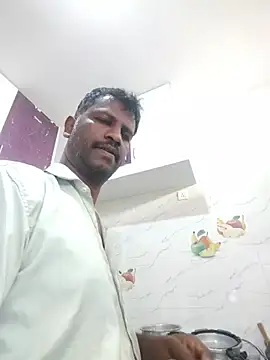 הופעת וובקאם של Paramkeerthi