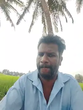 הופעת וובקאם של Paramkeerthi