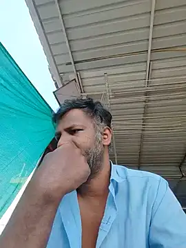 Show modela Paramkeerthi na web-kameri