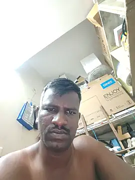 הופעת וובקאם של Paramkeerthi