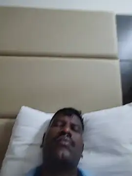 Paramkeerthi Pertunjukan Webcam