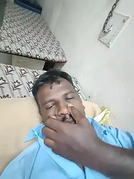 הופעת וובקאם של Paramkeerthi