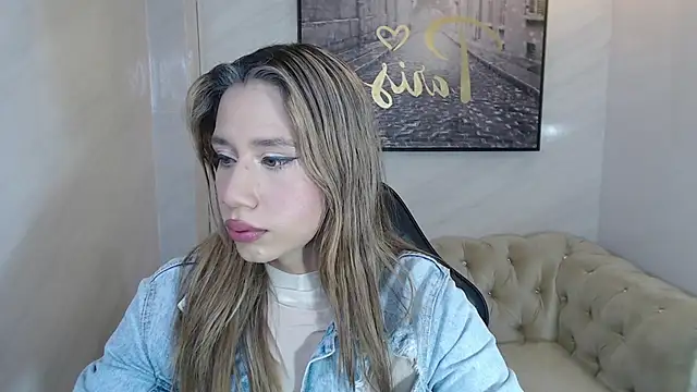Evy_Luxx_v Webcamshow
