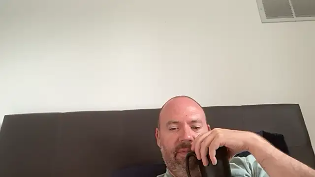 sbeast69 Webcam Show