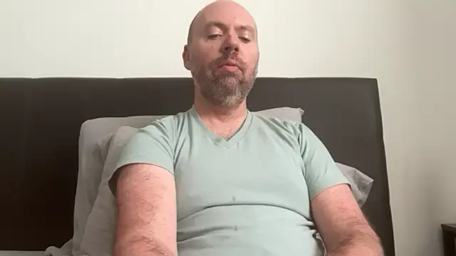sbeast69 Show in webcam