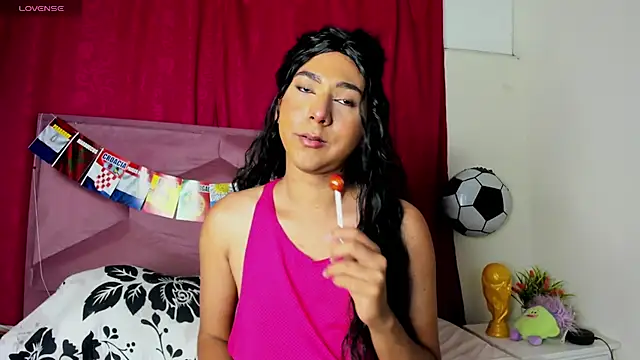 Show modela Hopemoretti na web-kameri