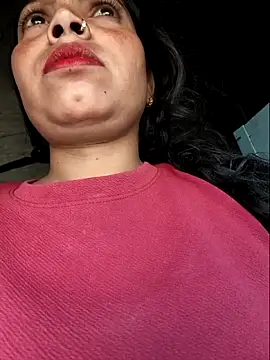 Webkamerová show Priyankasing