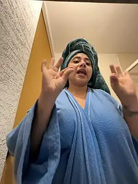 Monica17's Webcam Show