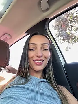 BelleLouiseVp Show in webcam
