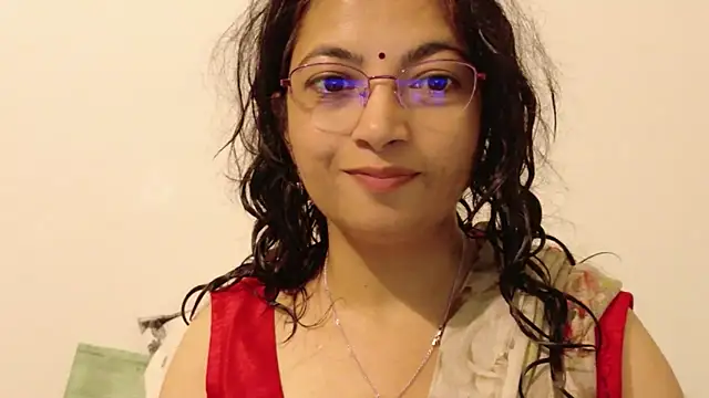 HairyMommy Show in webcam