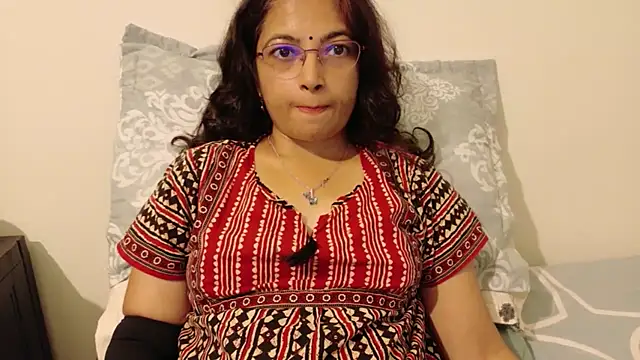 HairyMommy's Webcam Show