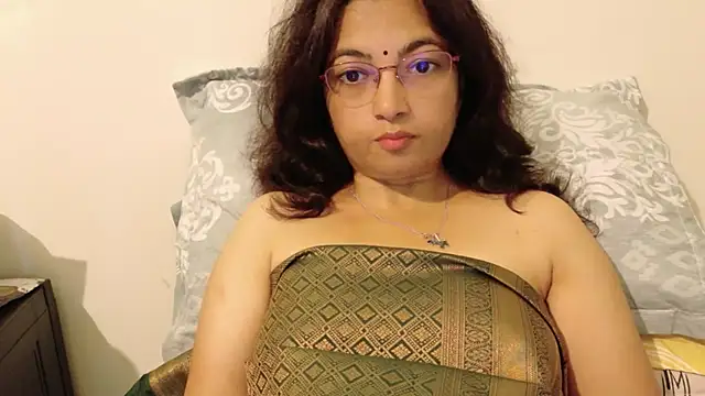 HairyMommy's Webcam Show