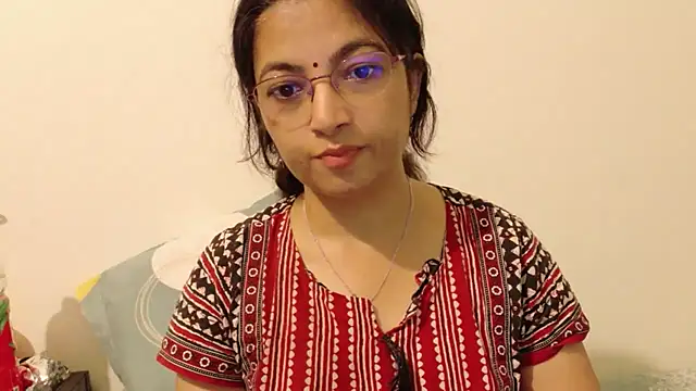 HairyMommy webcam show