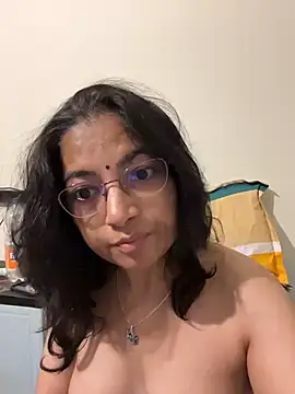Chat XXX ao vivo de HairyMommy