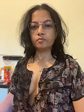 Chat +18 de Kannada40 ao vivo