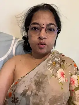 Kannada40's Live XXX Chat