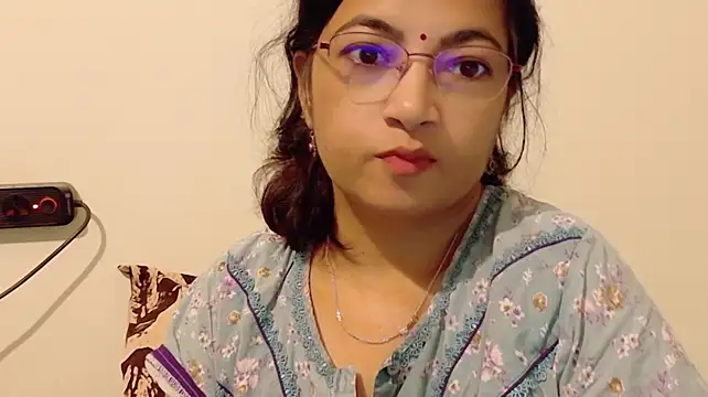 Mommyhairy's Webcam Show