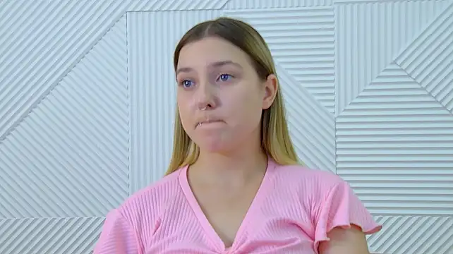 TinnaBurtonn Live XXX chat