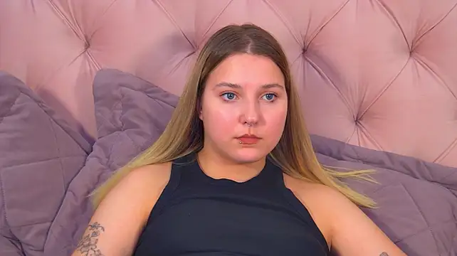 Онлайн чат XXX TinnaBurton
