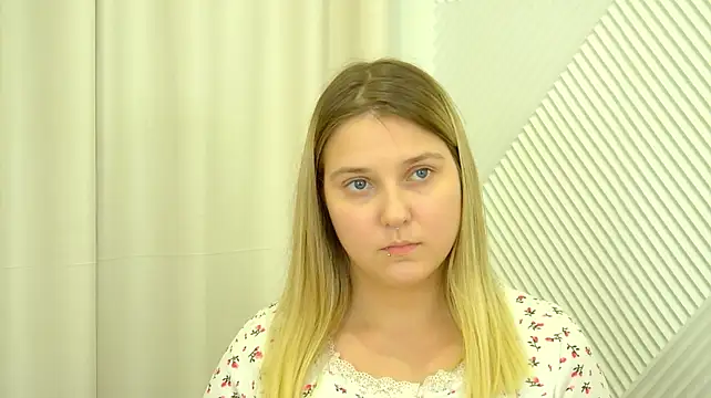 TinnaBurton: απευθείας συνομιλία ΧΧΧ